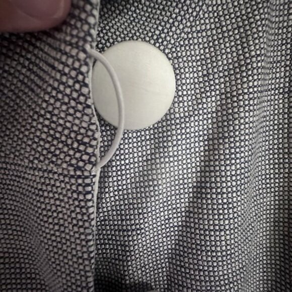 Armani Collezione Vintage Black/White Cropped Blazer Size 16 Asymmetrical Lined - Picture 4 of 13